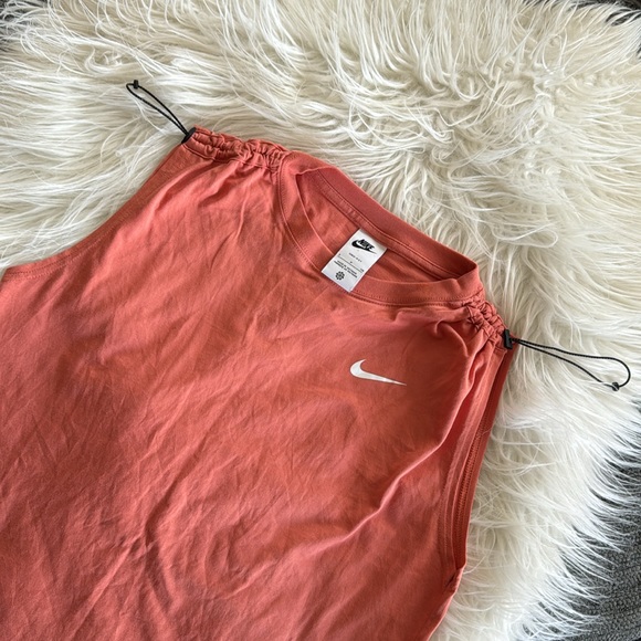 Nike tank - Picture 2 of 7